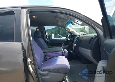 2007 Toyota Tundra Sr5 5.7L V8 z USA, uszkodzony, nr VIN 5TBBV54107S488389